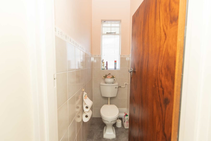 2 Bedroom Property for Sale in St Georges Park Eastern Cape